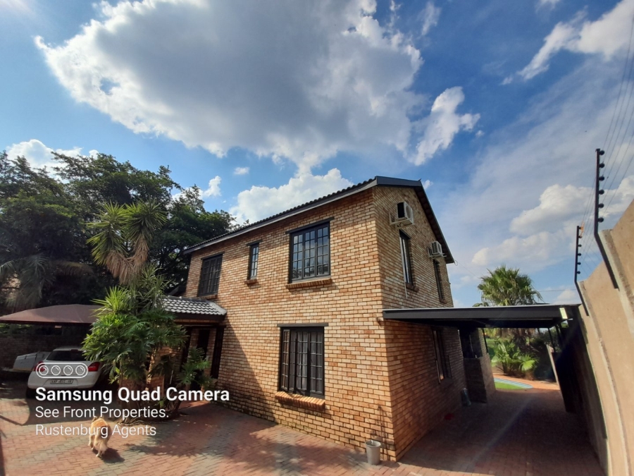 4 Bedroom Property for Sale in Safari Gardens North West